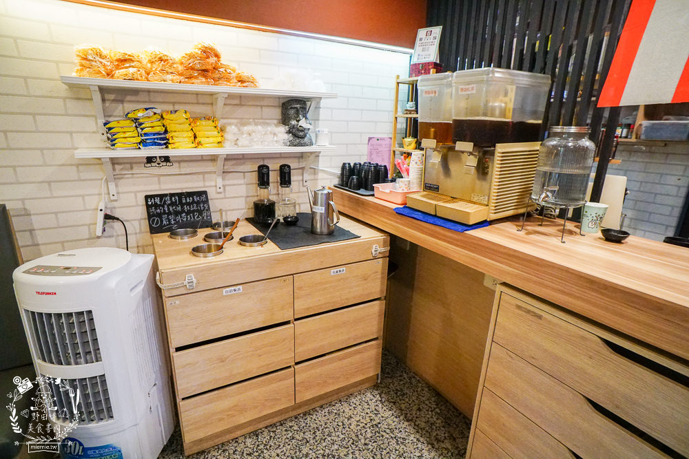 高雄[玖玖香一品鍋火鍋吃到飽]60種以上選擇只要498元還不收服務費!鮮美蛤蜊鍋超人氣推薦!