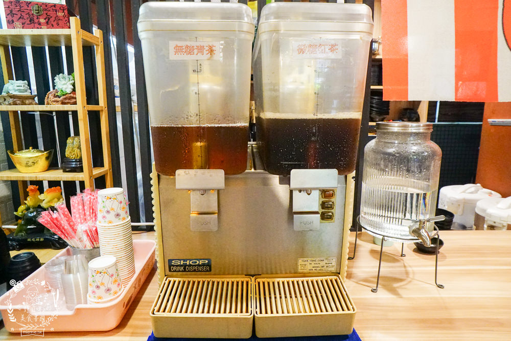 高雄[玖玖香一品鍋火鍋吃到飽]60種以上選擇只要498元還不收服務費!鮮美蛤蜊鍋超人氣推薦!