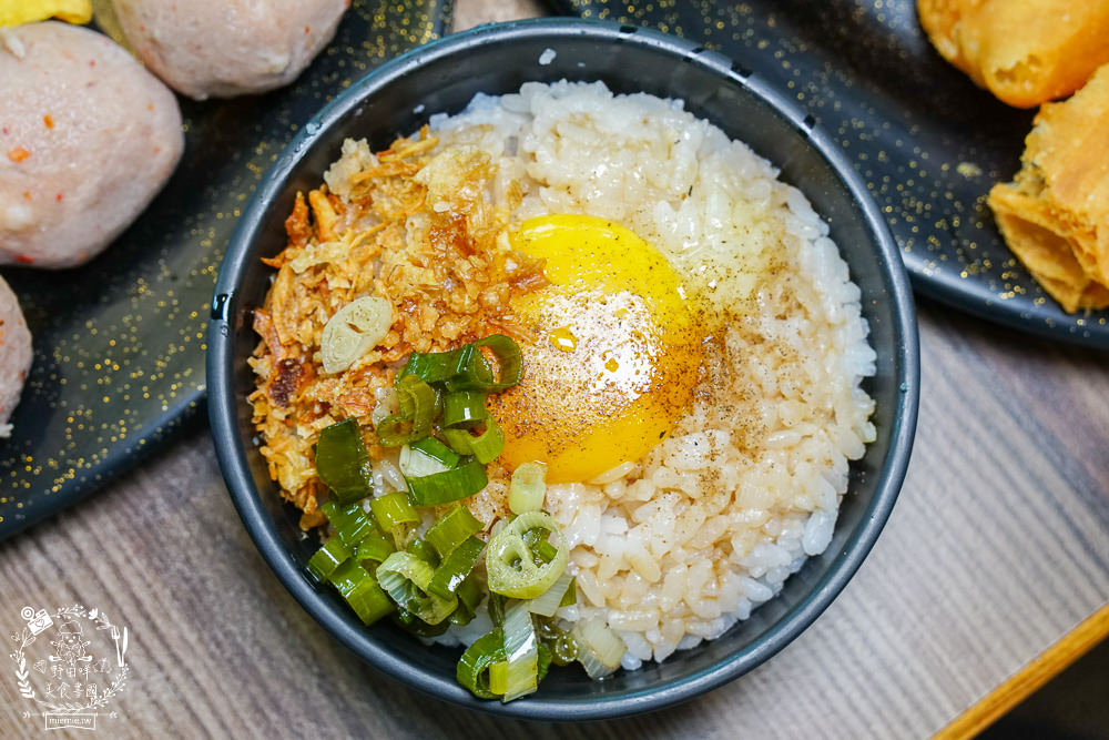 高雄[玖玖香一品鍋火鍋吃到飽]60種以上選擇只要498元還不收服務費!鮮美蛤蜊鍋超人氣推薦!