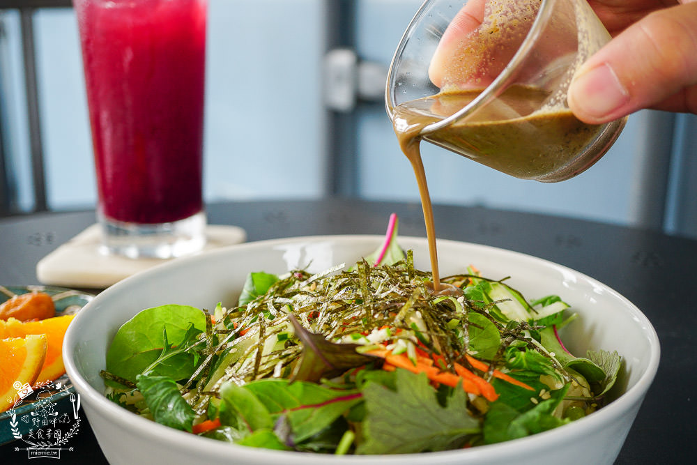 墾丁美食[珊珊來食法式甜點早午餐]墾丁也能品嘗到法國藍帶甜點!恆春老街美食推薦~