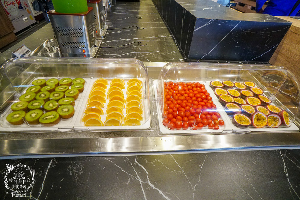 高雄[男前燒肉火烤兩吃吃到飽]泉成集團新品牌入駐夢時代!超霸氣88品自助吧最低688元起