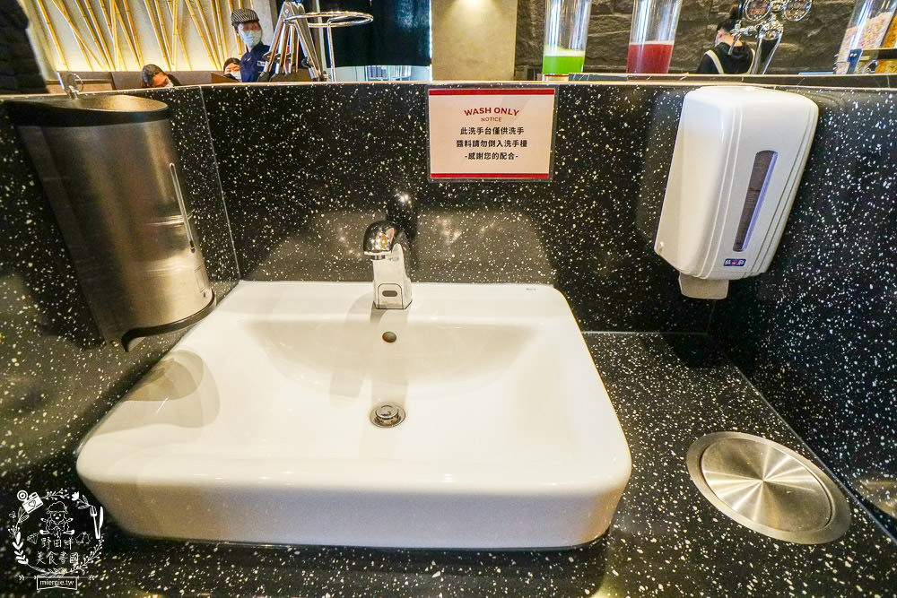 高雄[男前燒肉火烤兩吃吃到飽]泉成集團新品牌入駐夢時代!超霸氣88品自助吧最低688元起