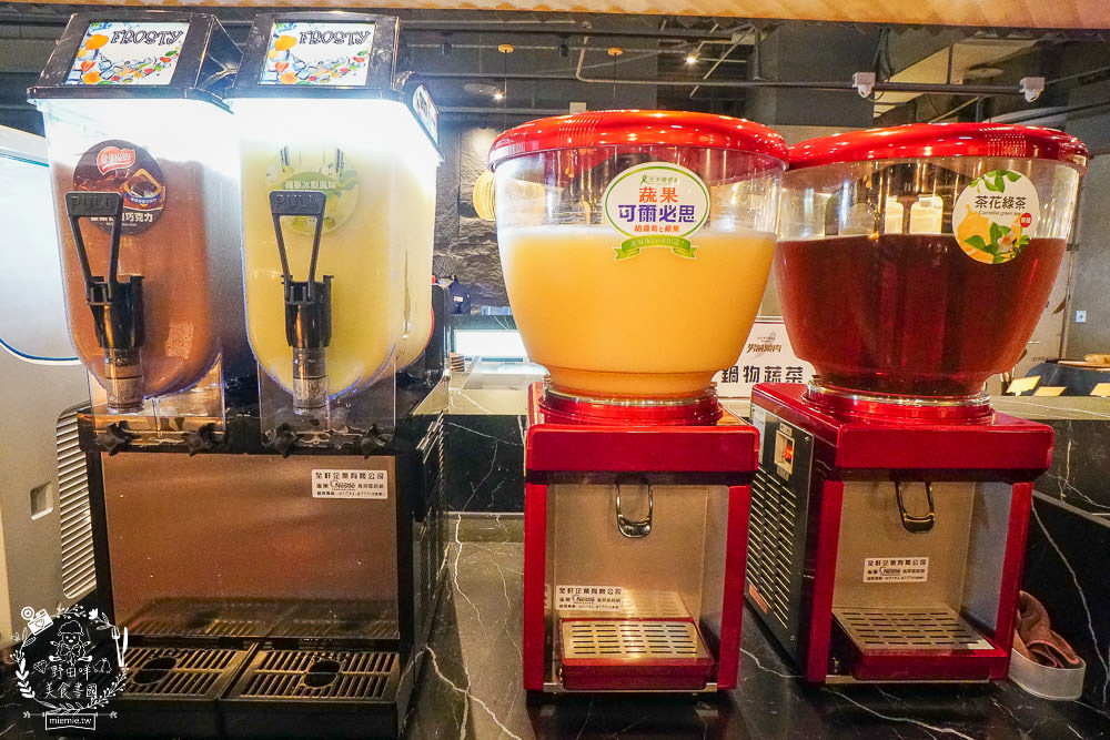 高雄[男前燒肉火烤兩吃吃到飽]泉成集團新品牌入駐夢時代!超霸氣88品自助吧最低688元起