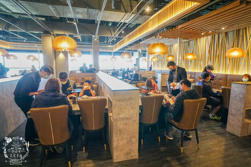 高雄[男前燒肉火烤兩吃吃到飽]泉成集團新品牌入駐夢時代!超霸氣88品自助吧最低688元起