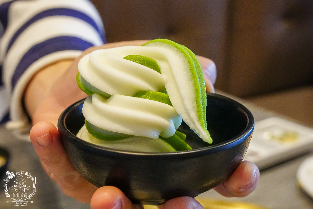 高雄[男前燒肉火烤兩吃吃到飽]泉成集團新品牌入駐夢時代!超霸氣88品自助吧最低688元起