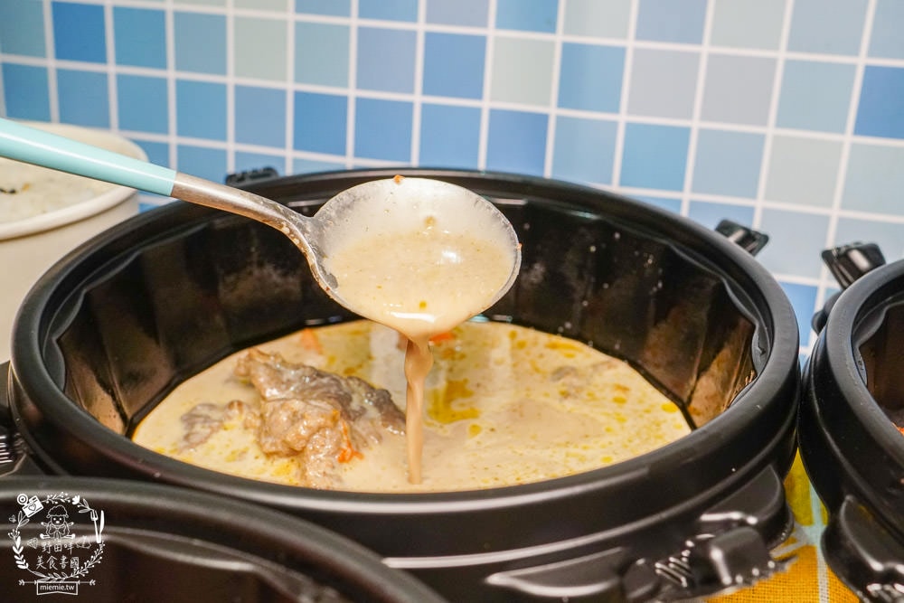 異食界E world 異國料理專賣|中韓日泰式料理一次擁有的特色便當店!山東正宗黃燜雞銷魂推薦!