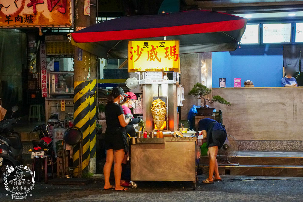 高雄[登發夜市/仁雄路夜市]每周一限定的高雄夜市!超多好吃好逛的美食攤位!