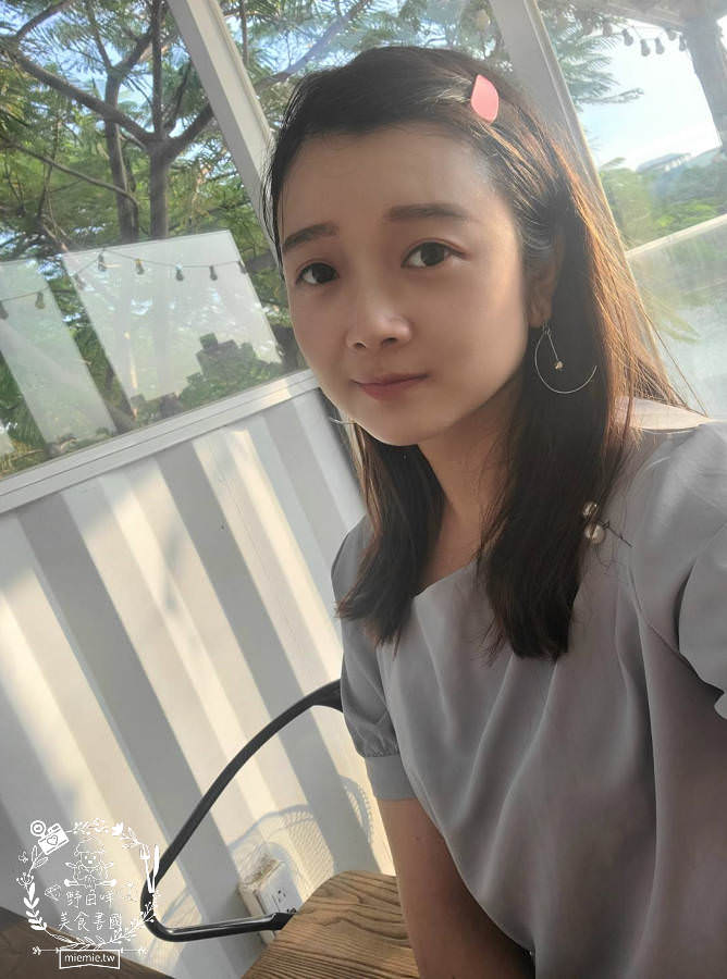 高雄[白色戀人貨櫃屋]超好拍照的夢幻網美餐廳!夕陽下的河畔美炸!