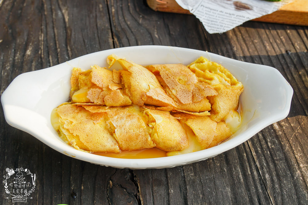 高雄[白色戀人貨櫃屋]超好拍照的夢幻網美餐廳!夕陽下的河畔美炸!