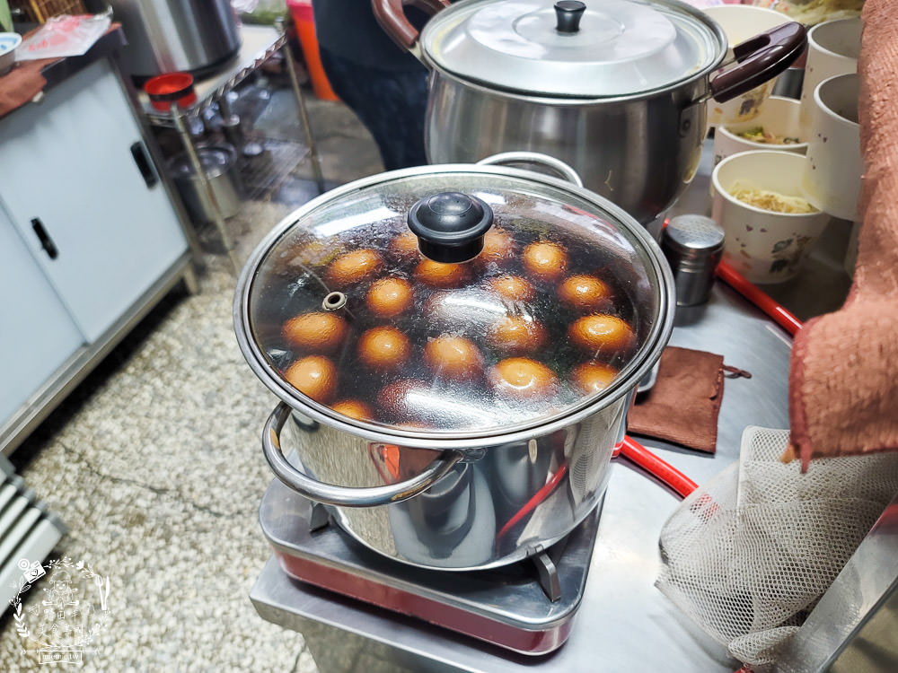 高雄[盧東港鮪魚飯湯]鳳山超人氣小吃!滿滿的鮪魚飯居然只要30元?多種海鮮的鮪魚飯湯只要50元?