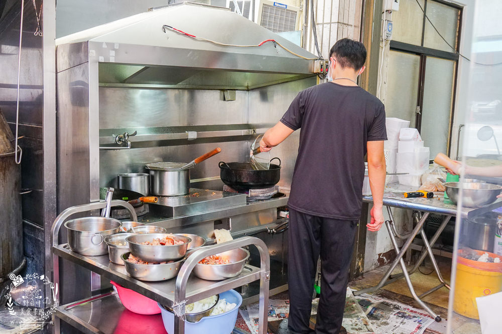 高雄[真佳味烤鴨]烤鴨三吃人氣推薦!手工餅皮厚實Q彈!闆娘超級親切預訂很方便!