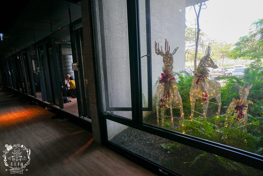 高雄碳佐麻里時代店|假日人潮爆滿座無虛席的絕美水上燒肉餐廳!燒肉生魚片丼飯應有盡有 - 第17張圖 高雄碳佐麻里時代店|假日人潮爆滿座無虛席的絕美水上燒肉餐廳!燒肉生魚片丼飯應有盡有