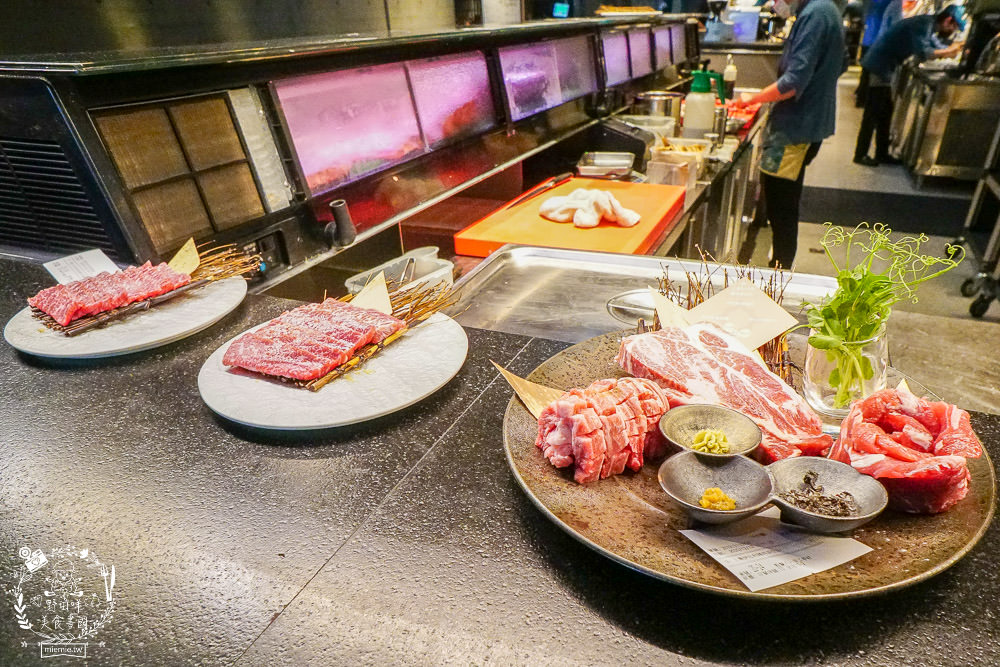 高雄碳佐麻里時代店|假日人潮爆滿座無虛席的絕美水上燒肉餐廳!燒肉生魚片丼飯應有盡有 - 第24張圖 高雄碳佐麻里時代店|假日人潮爆滿座無虛席的絕美水上燒肉餐廳!燒肉生魚片丼飯應有盡有