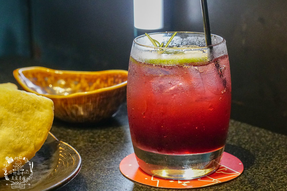 高雄碳佐麻里時代店|假日人潮爆滿座無虛席的絕美水上燒肉餐廳!燒肉生魚片丼飯應有盡有 - 第54張圖 高雄碳佐麻里時代店|假日人潮爆滿座無虛席的絕美水上燒肉餐廳!燒肉生魚片丼飯應有盡有