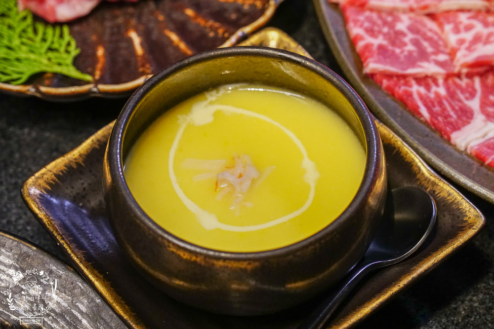 高雄碳佐麻里時代店|假日人潮爆滿座無虛席的絕美水上燒肉餐廳!燒肉生魚片丼飯應有盡有 - 第43張圖 高雄碳佐麻里時代店|假日人潮爆滿座無虛席的絕美水上燒肉餐廳!燒肉生魚片丼飯應有盡有