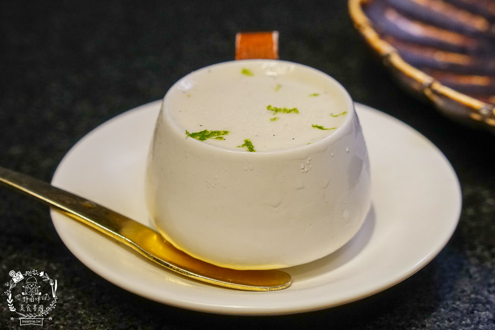 高雄碳佐麻里時代店|假日人潮爆滿座無虛席的絕美水上燒肉餐廳!燒肉生魚片丼飯應有盡有 - 第51張圖 高雄碳佐麻里時代店|假日人潮爆滿座無虛席的絕美水上燒肉餐廳!燒肉生魚片丼飯應有盡有