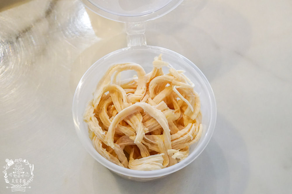 秋樂主義貓咪跑跑咖啡廳Kitty Running|台中超萌Q的貓咪咖啡廳!超多貓咪陪你玩翻天!