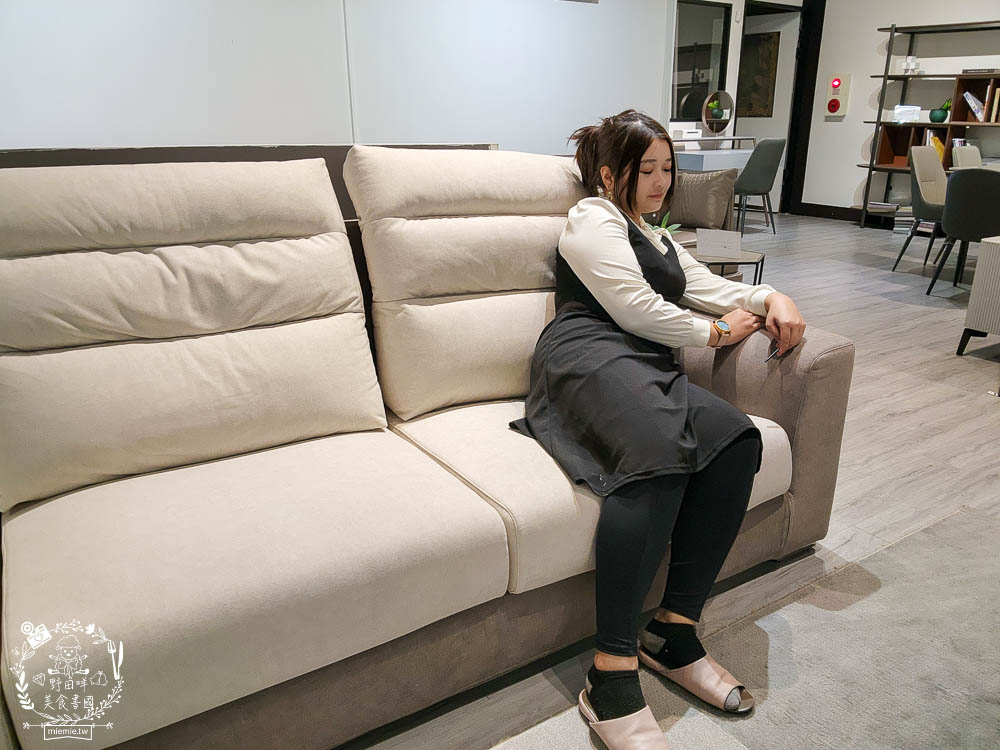 台南沙發推薦!第諾沙發設計大師高品質又充滿時尚感的客製化沙發工廠!沙發還佛心提供十年保固?