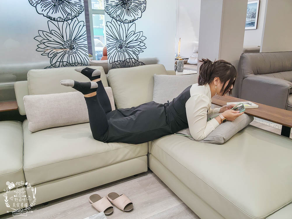 台南沙發推薦!第諾沙發設計大師高品質又充滿時尚感的客製化沙發工廠!沙發還佛心提供十年保固?
