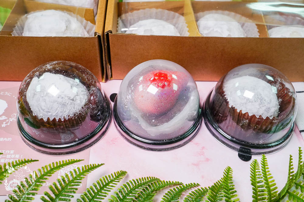 高雄[紅斗泥草莓大福]限定三個月的超吸睛的人氣檳榔草莓大福?口味繽紛的草莓大福+乳酪口味濃郁香甜