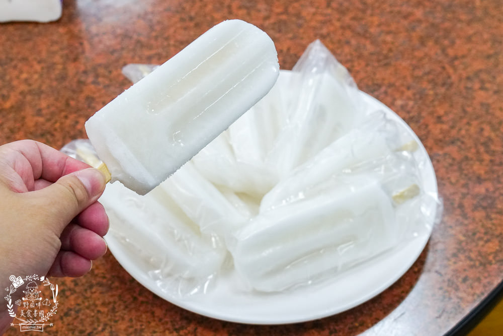 高雄[美濃莊餐廳]超澎湃客家特色料理，美濃創意合菜料理逛花海必吃！