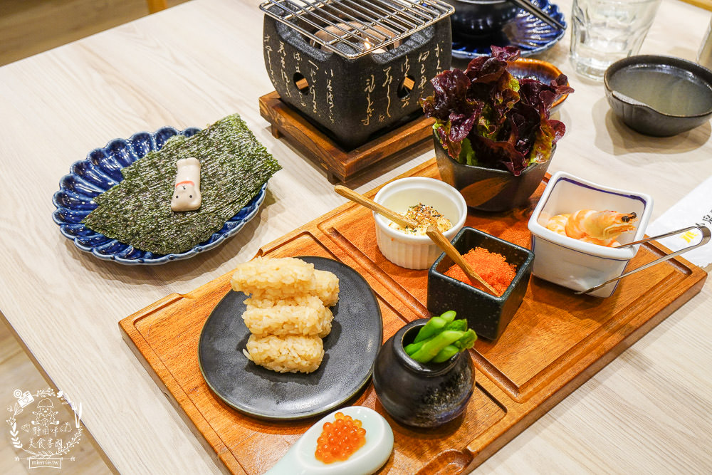 高雄[小泉聚場]超有趣DIY塞到炸開蝦手捲!石燒拌炒香氣濃郁迷人!