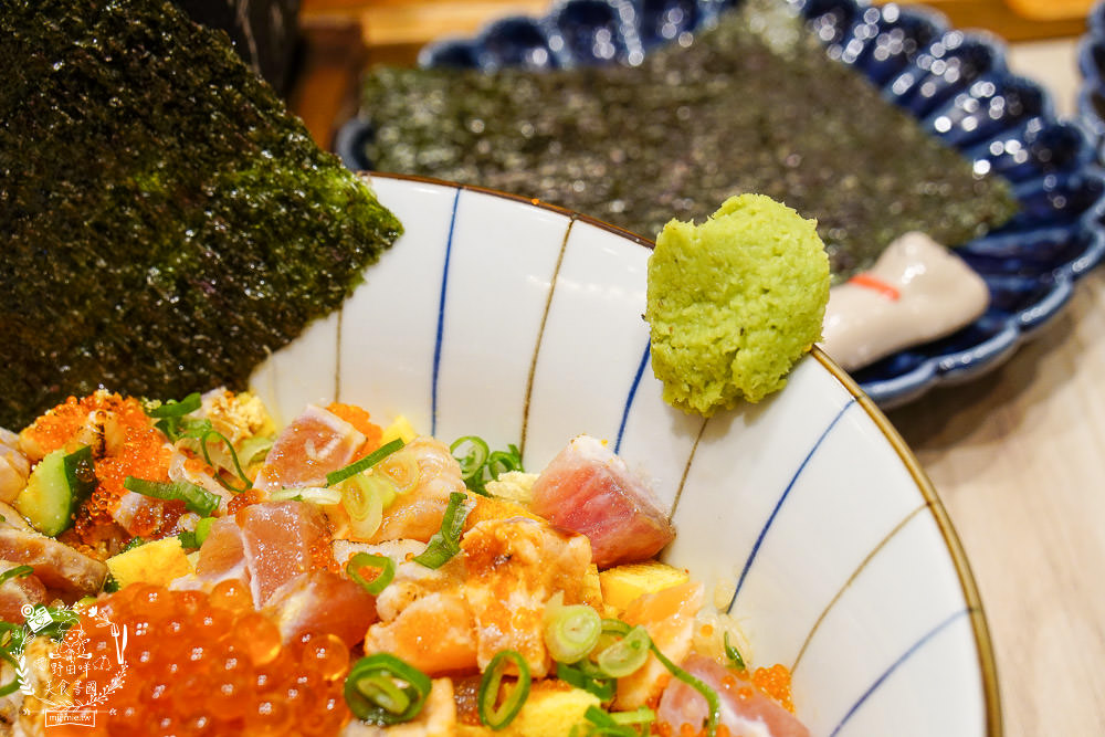 高雄[小泉聚場]超有趣DIY塞到炸開蝦手捲!石燒拌炒香氣濃郁迷人!