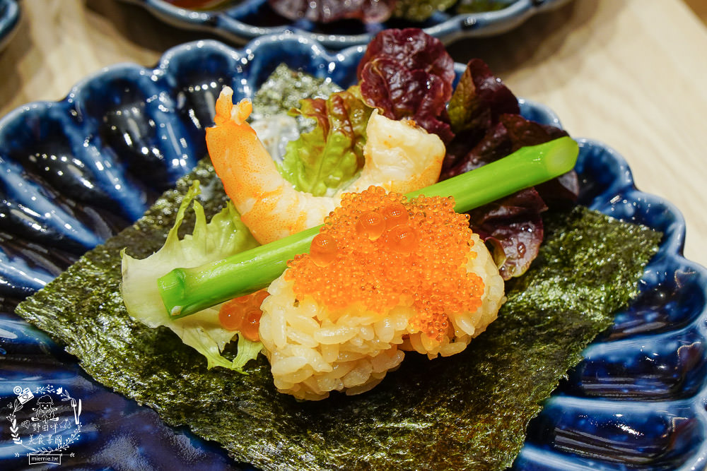 高雄[小泉聚場]超有趣DIY塞到炸開蝦手捲!石燒拌炒香氣濃郁迷人!