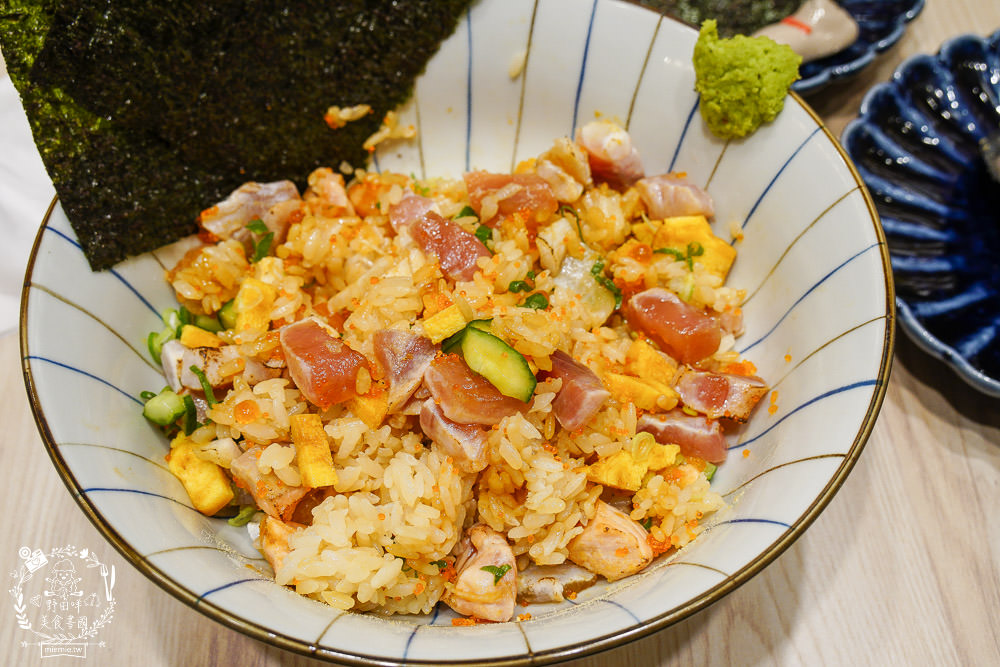 高雄[小泉聚場]超有趣DIY塞到炸開蝦手捲!石燒拌炒香氣濃郁迷人!