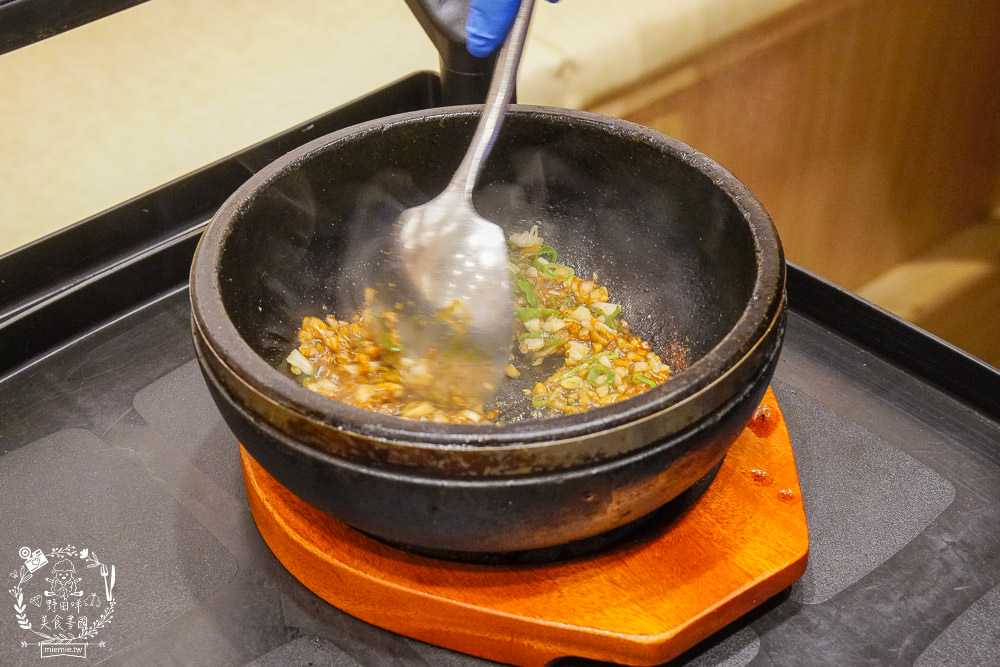 高雄[小泉聚場]超有趣DIY塞到炸開蝦手捲!石燒拌炒香氣濃郁迷人!