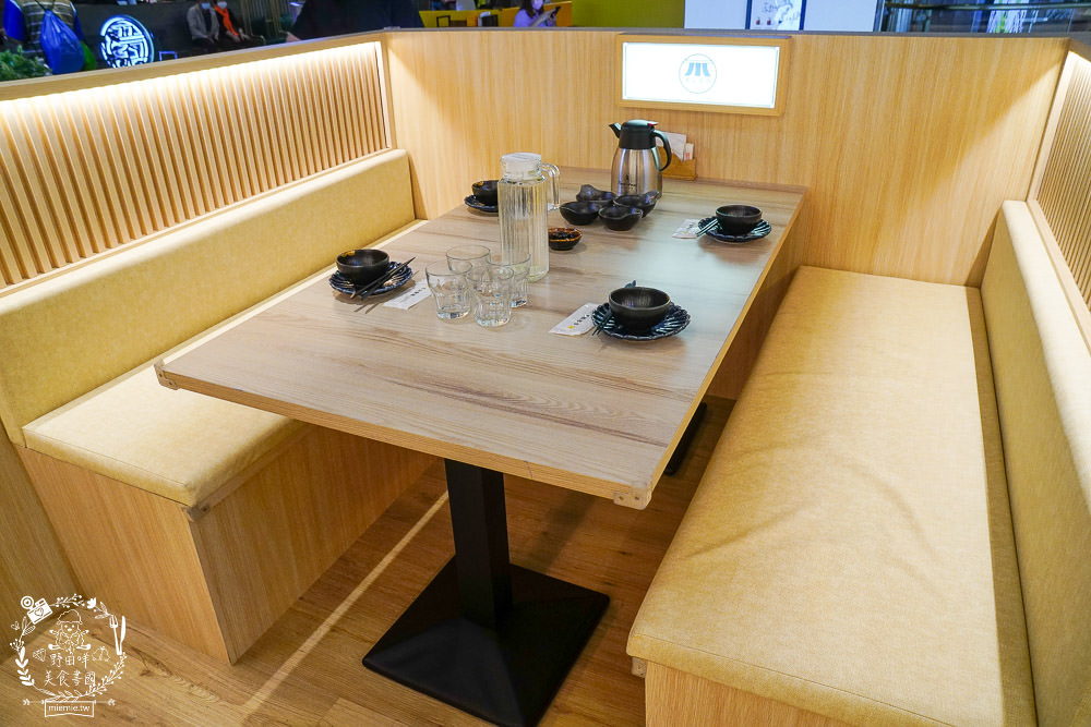 高雄[小泉聚場]超有趣DIY塞到炸開蝦手捲!石燒拌炒香氣濃郁迷人!