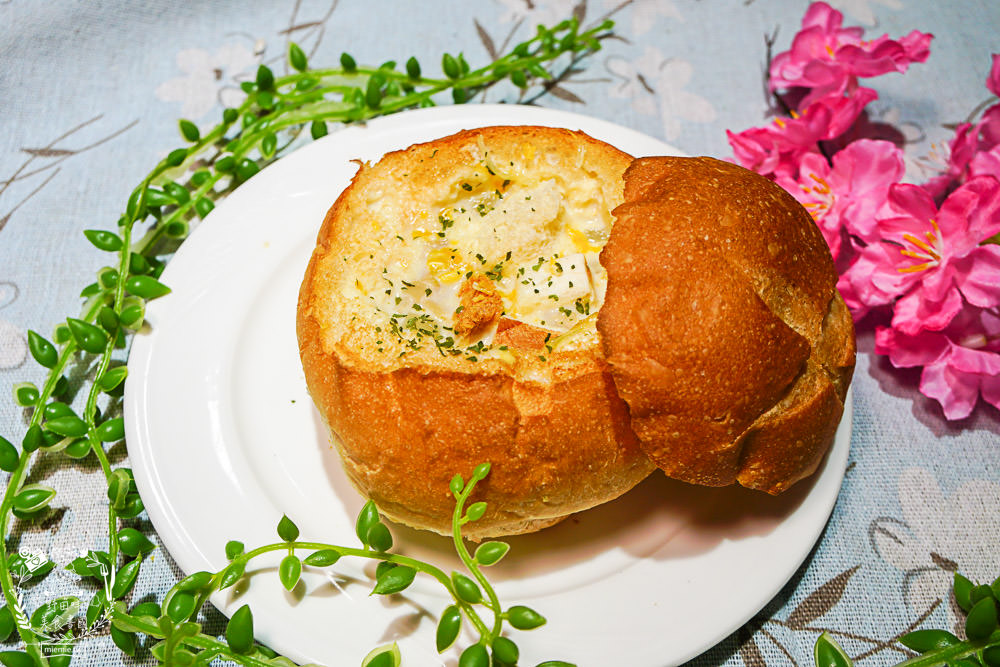 義客隆Pasta|高雄隱藏在忠孝夜市的精緻義大利麵!壽星超讚活動年齡幾歲就送幾個雞塊!