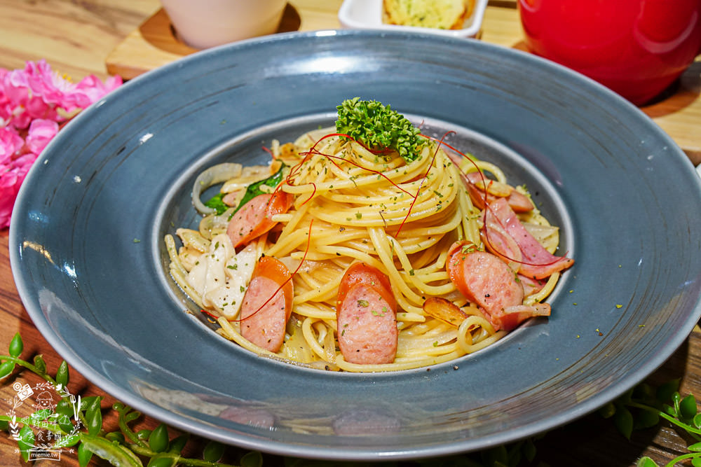 義客隆Pasta|高雄隱藏在忠孝夜市的精緻義大利麵!壽星超讚活動年齡幾歲就送幾個雞塊!