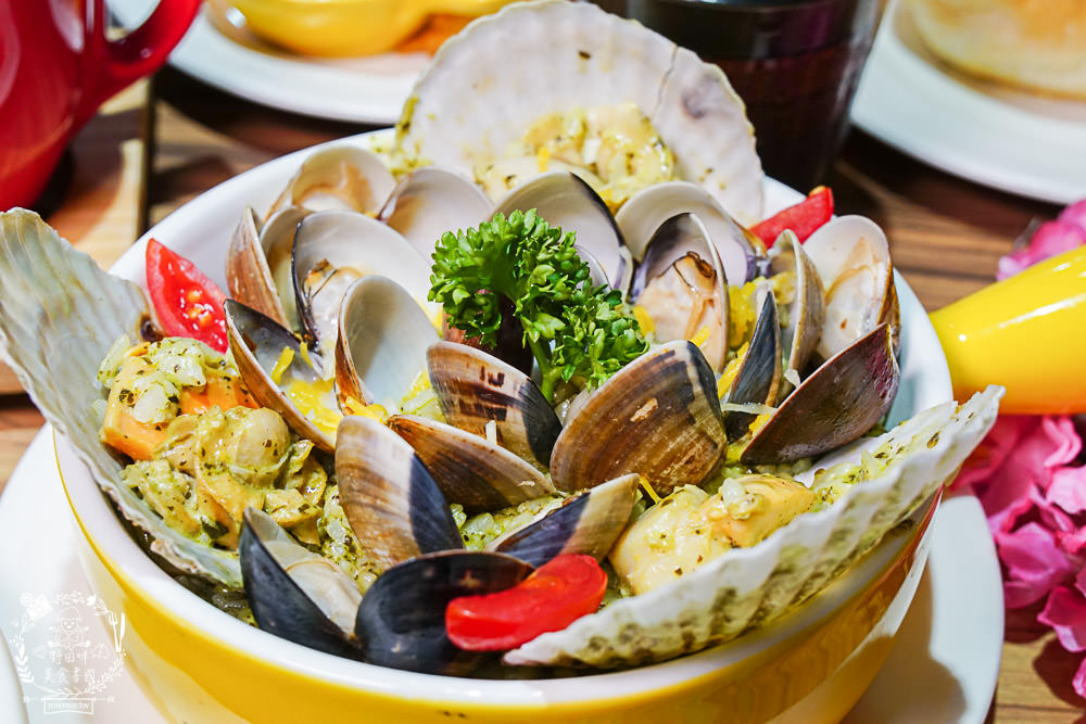 義客隆Pasta|高雄隱藏在忠孝夜市的精緻義大利麵!壽星超讚活動年齡幾歲就送幾個雞塊!