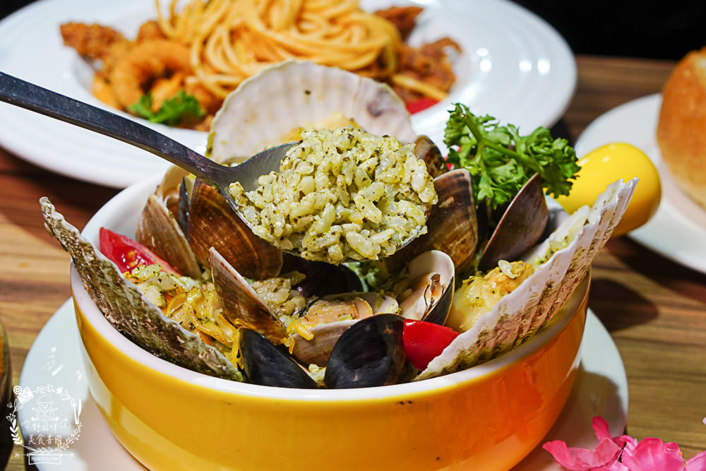 義客隆Pasta|高雄隱藏在忠孝夜市的精緻義大利麵!壽星超讚活動年齡幾歲就送幾個雞塊!