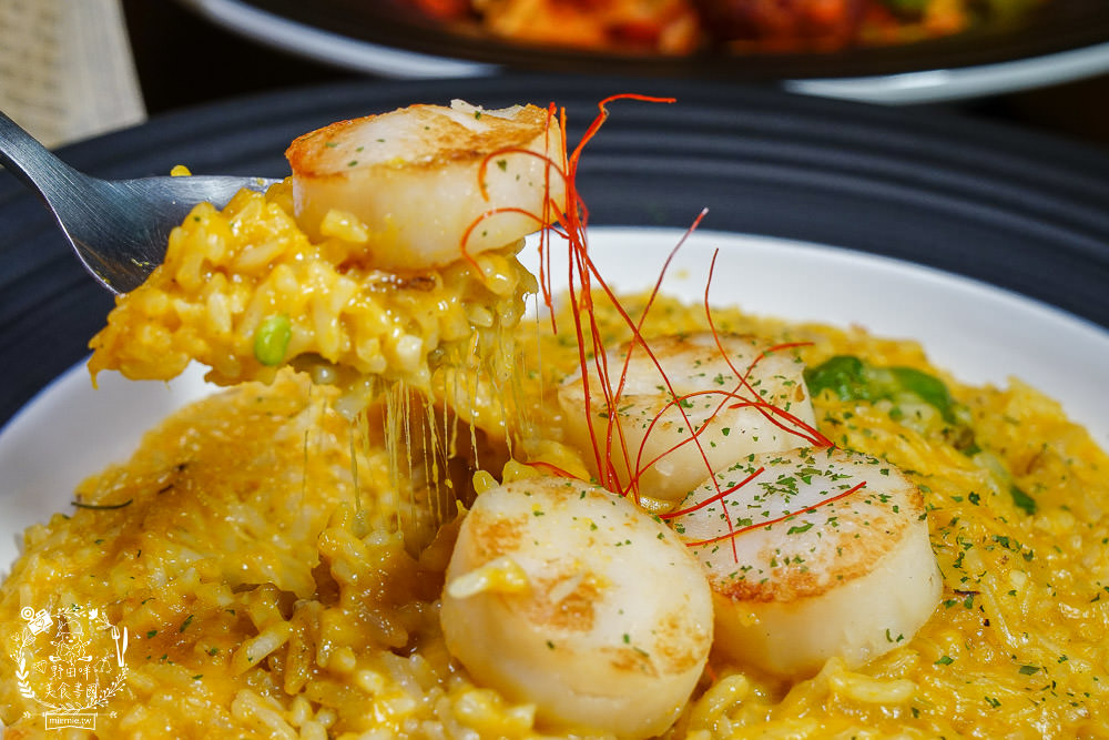 高雄[義食光]走進哈利波特的神祕地窖與英倫電話亭，不用出國就能享受歐洲風情