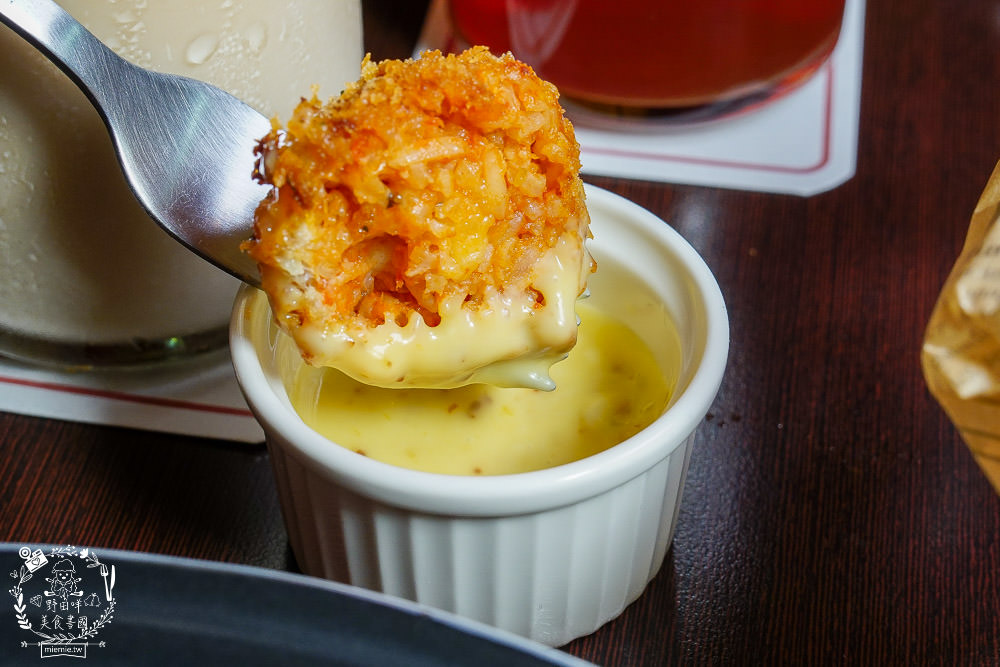 高雄[義食光]走進哈利波特的神祕地窖與英倫電話亭，不用出國就能享受歐洲風情