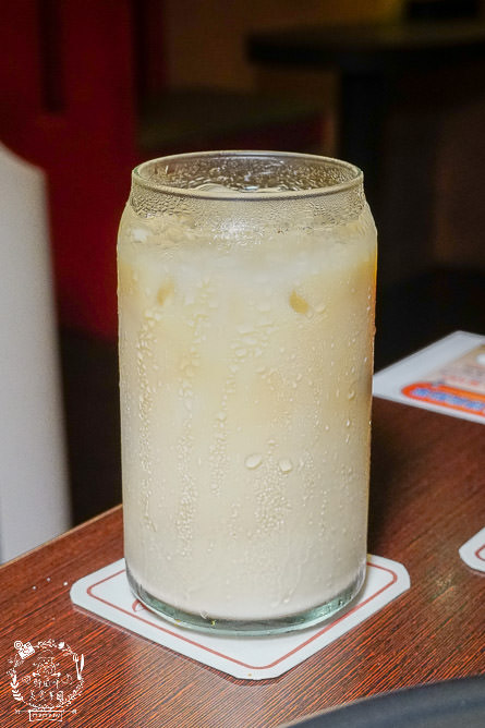 高雄[義食光]走進哈利波特的神祕地窖與英倫電話亭，不用出國就能享受歐洲風情