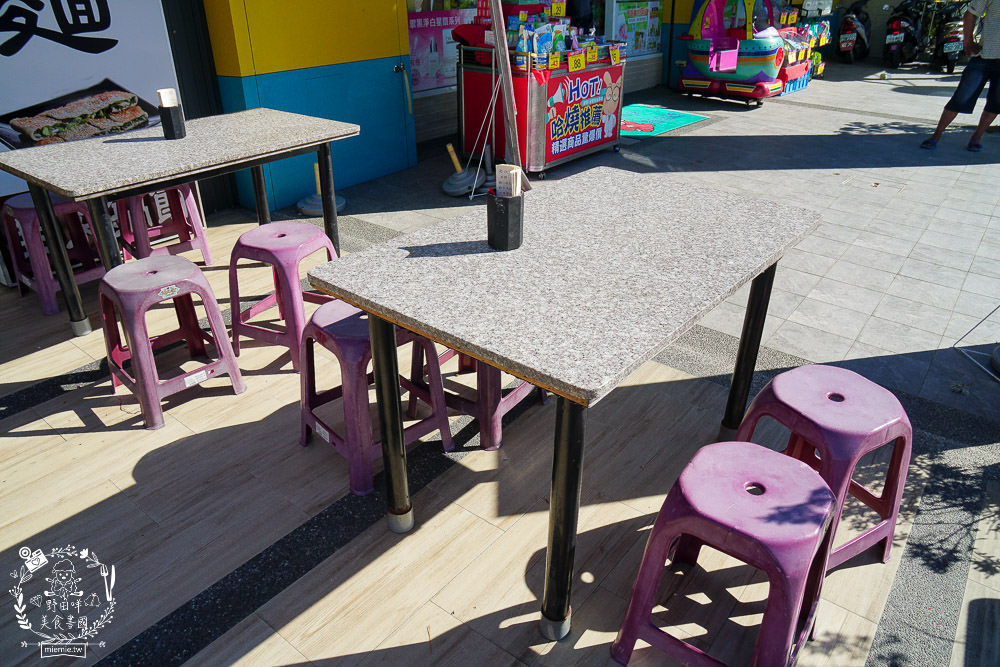 高雄仁武美食[老北方蒸餃麵食]仁雄路平價小吃|蒸餃多汁飽滿|牛肉厚實彈嫩