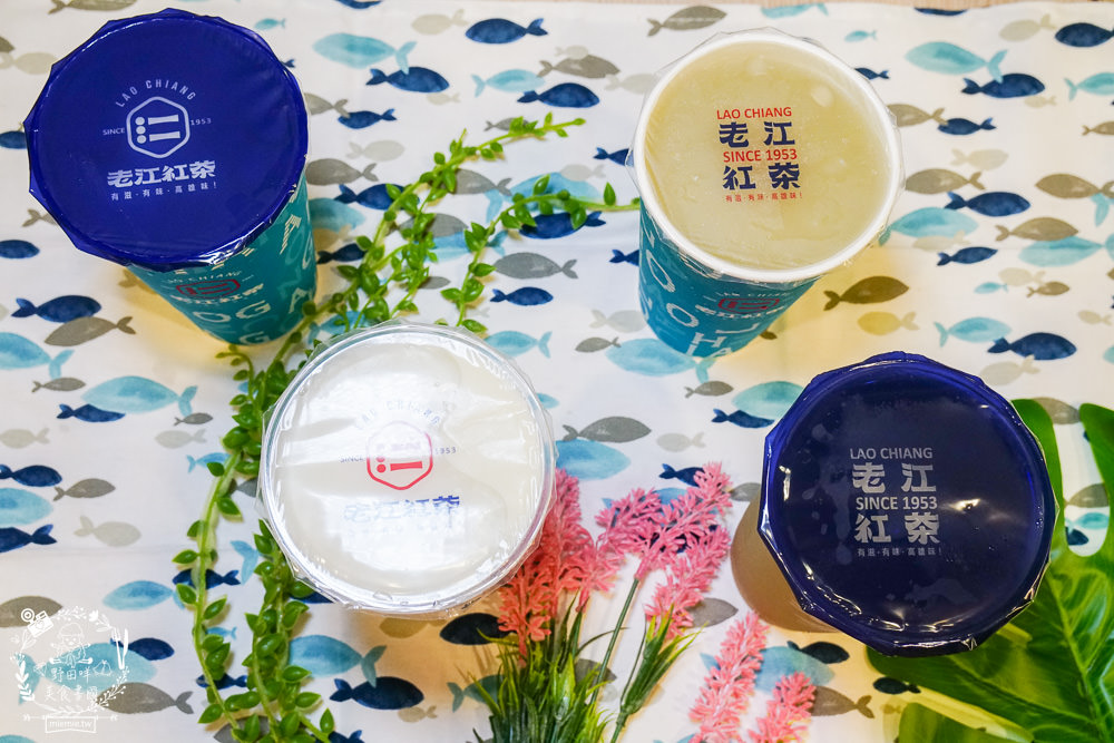 高雄[老江紅茶牛奶]高雄宵夜推薦!綠豆露+綠豆牛奶70年從未變過的經典滋味必喝推薦!