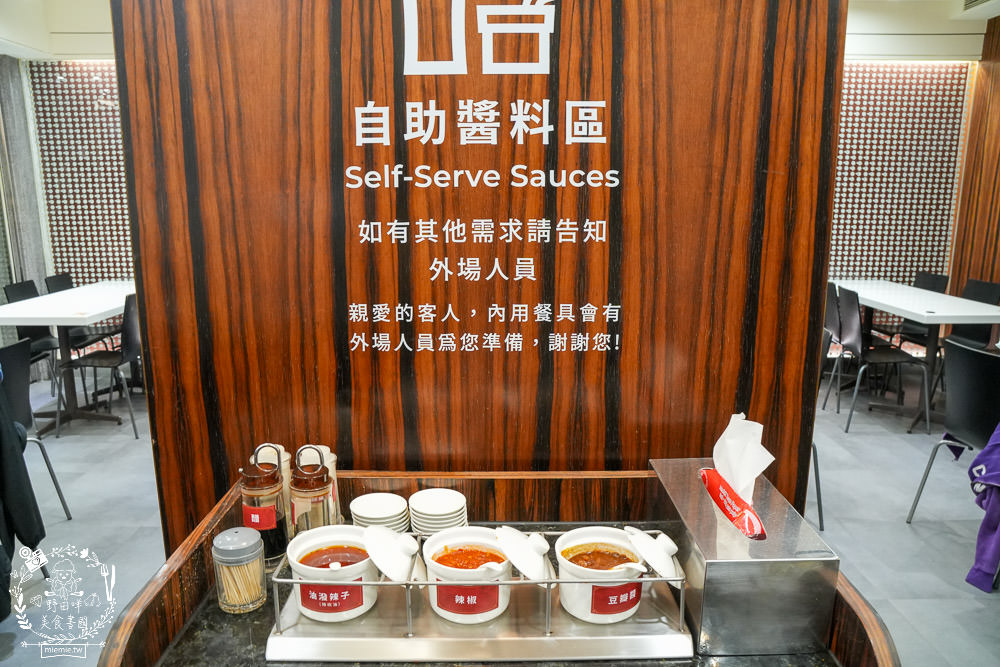 高雄鴨肉飯推薦[聰明鴨肉店]號稱鴨肉界LV的40年老店!推出真空鴨肉包裝送禮自用兩相宜!