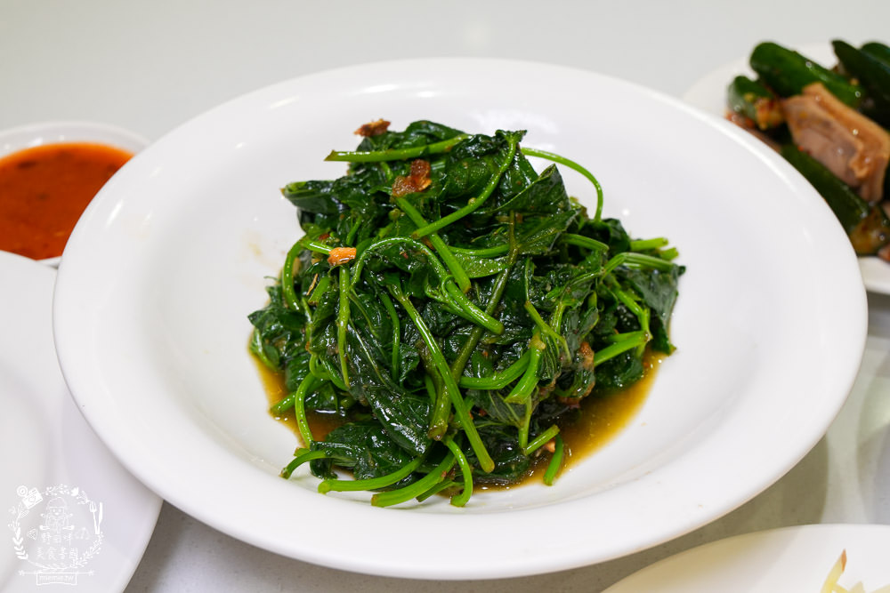 高雄鴨肉飯推薦[聰明鴨肉店]號稱鴨肉界LV的40年老店!推出真空鴨肉包裝送禮自用兩相宜!