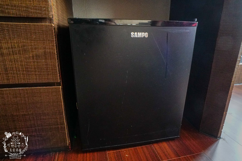 墾丁海景住宿[聽靜海休閒會館]睡醒就是湛藍大海與唯美日出!欣賞遼闊海景邊泡澡