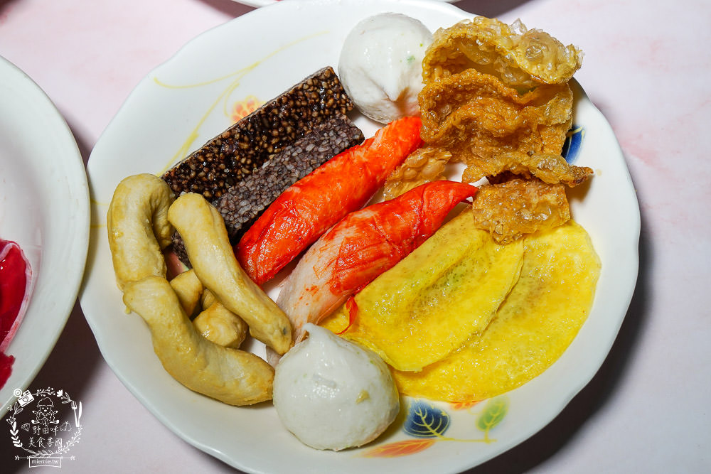 高雄肉多多火鍋推出防疫2.0經濟套餐限定 5折!4人餐均價才175元?肉肉多到吃不完?