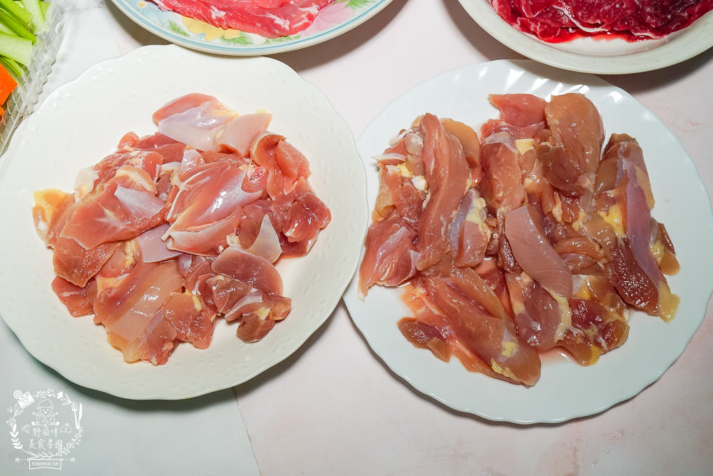 高雄肉多多火鍋推出防疫2.0經濟套餐限定 5折!4人餐均價才175元?肉肉多到吃不完?