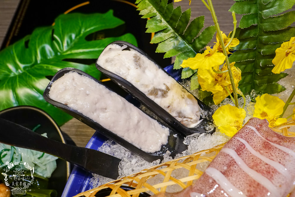 全台最大火鍋集團排隊宵夜名店[肉多多火鍋仁雄店]霸氣海鮮主餐+浮誇肉蛋糕好吃又好拍