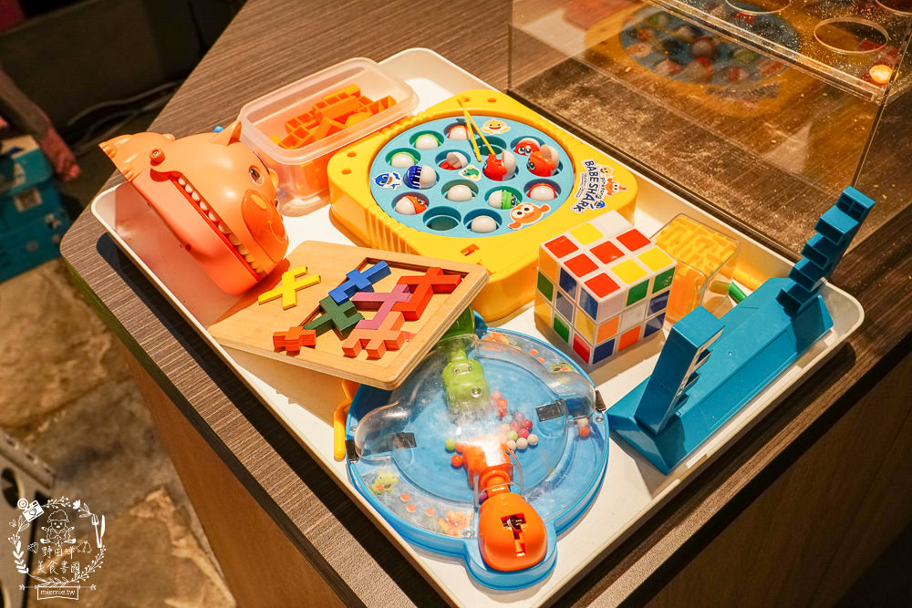 全台最大火鍋集團排隊宵夜名店[肉多多火鍋仁雄店]霸氣海鮮主餐+浮誇肉蛋糕好吃又好拍