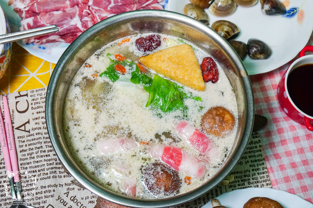 肉多多火鍋超值4.9折外帶餐!火鍋第一品牌 2022「樂多多集團」最歡樂最大火鍋集團!限量贈送海尼根啤酒0.0零酒精?