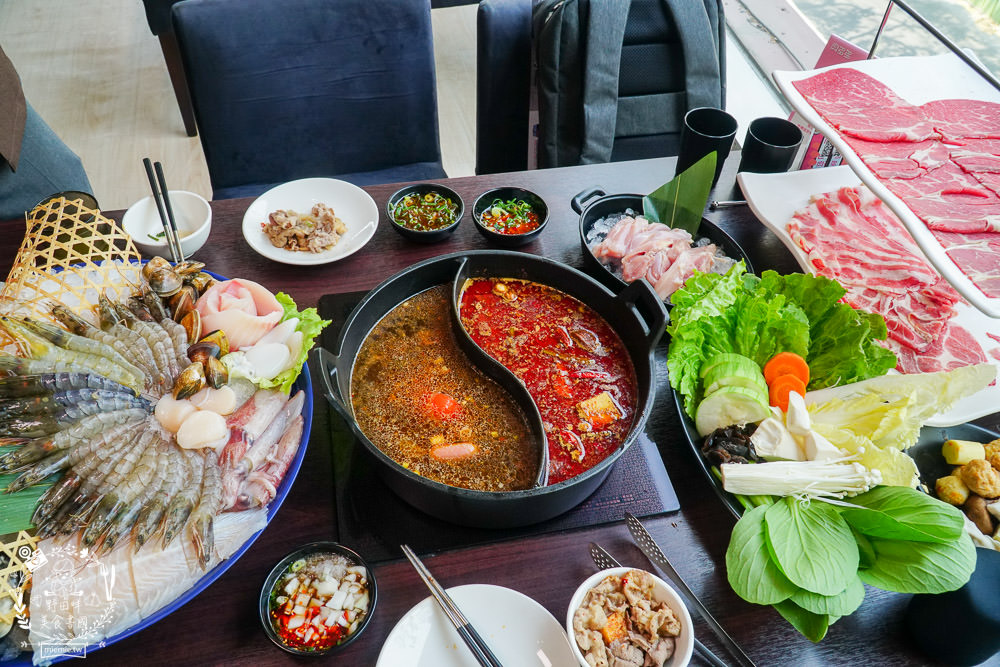 台灣火鍋第一品牌肉多多 大變身!網路溫度計好感度，星等及聲量排行蟬聯兩年第一名!蔬食者的天堂鍋物35種蔬菜無限吃到飽!肉多多開了50間分店你知道嗎?