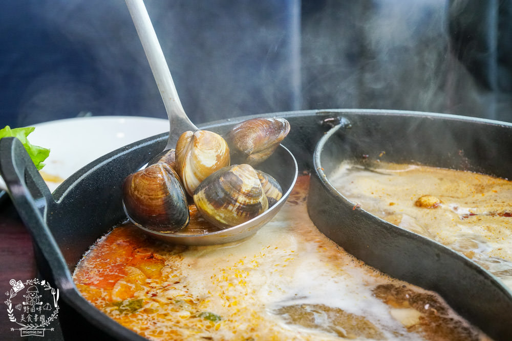 台灣火鍋第一品牌肉多多 大變身!網路溫度計好感度，星等及聲量排行蟬聯兩年第一名!蔬食者的天堂鍋物35種蔬菜無限吃到飽!肉多多開了50間分店你知道嗎?